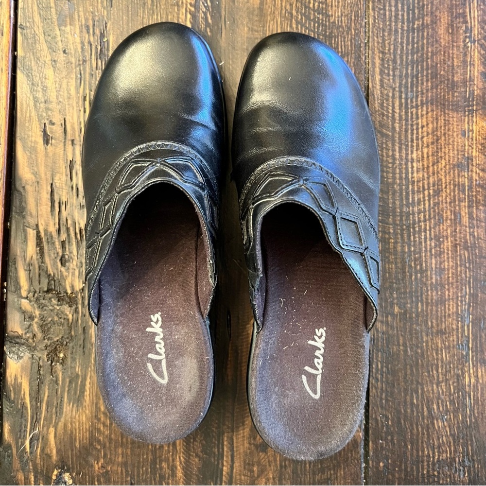 Clark's Black Leather Blue Manor Clogs Mules Women's Size 6M New No Box Slip Ons